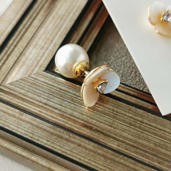 Alicia Bonnie Shimmer Gold Mother Pearl Reversible Earrings - Picture 3 of 3